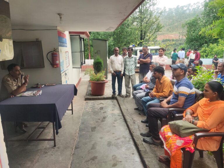 गांव की सुरक्षा में ग्राम प्रहरी बनेंगे पुलिस के सहभागी – झिरौली थाना परिसर में पंचायती चुनावों को लेकर गोष्ठी आयोजित