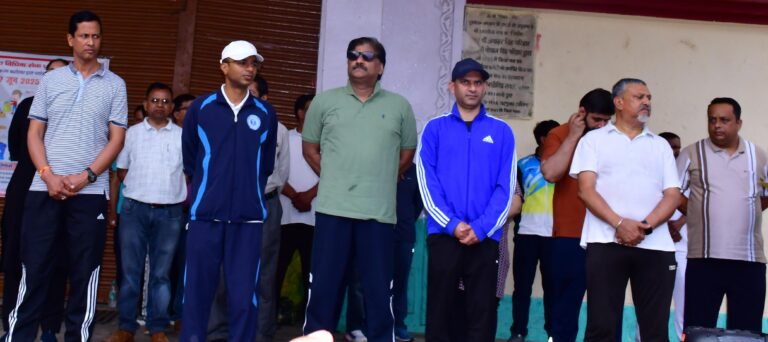 बागेश्वर में दिखा स्वच्छता का उत्सव, अफसरों से लेकर आमजन तक सब जुटे श्रमदान में