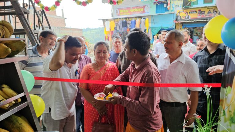 पहाड़ों में स्वरोजगार की नई मिसाल: गरुड़ में खुला ओहो रेस्टोरेंट और जूस कॉर्नर, जनप्रतिनिधियों ने दी सराहना