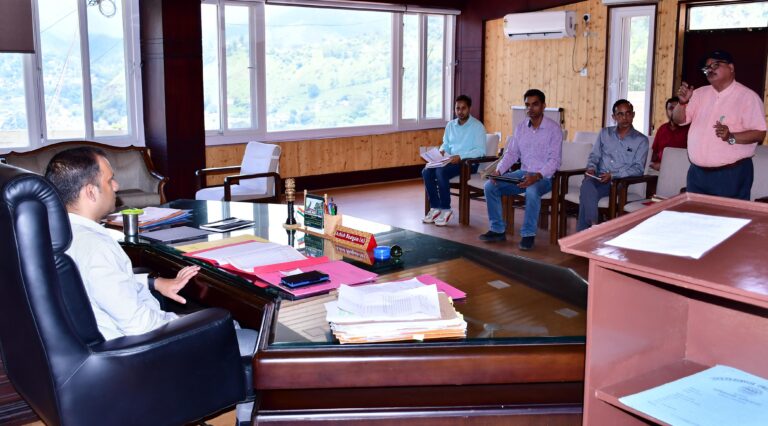 बागेश्वर बनेगा टीबी मुक्त मॉडल: पंचायत स्तर से शुरू हुआ बड़ा अभियान!”