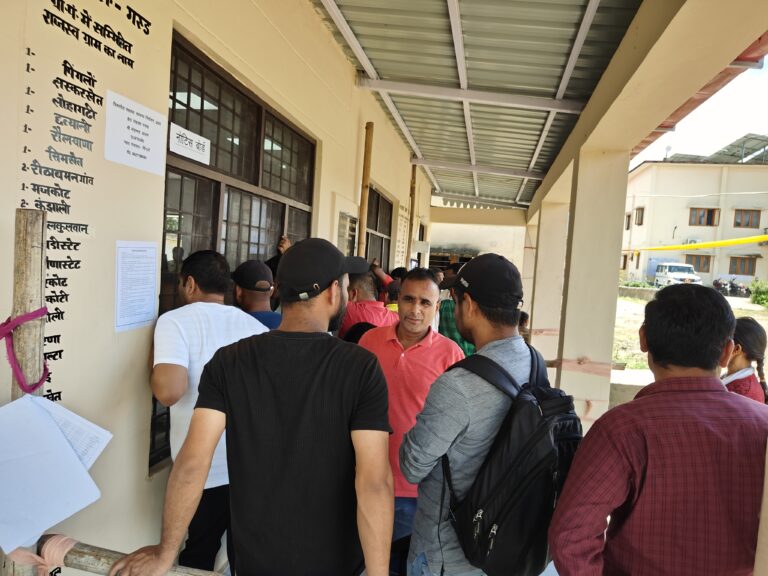 नामांकन में दिखा पंचायत चुनाव का जोश, तीनों ब्लॉकों में उमड़े प्रत्याशी