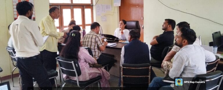 नगर पंचायत की विशेष बैठक में उठीं जनता की समस्याएं, विभागों को दिए गए सख्त निर्देश