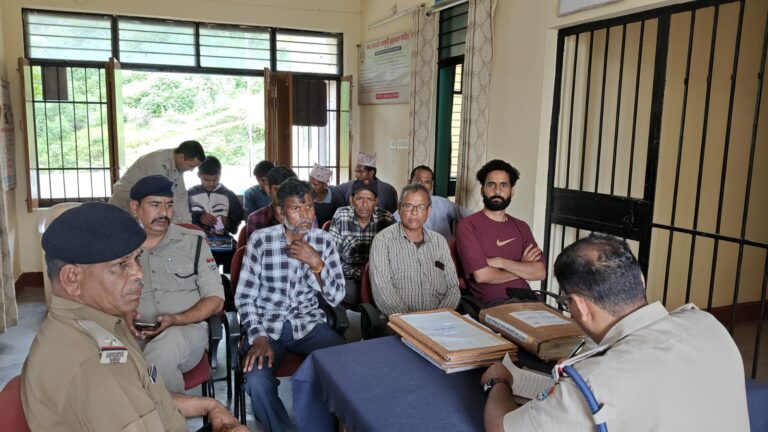 पुलिस और जनता का सीधा संवाद, थाना दिवस में सशक्त कानून व्यवस्था पर जोर