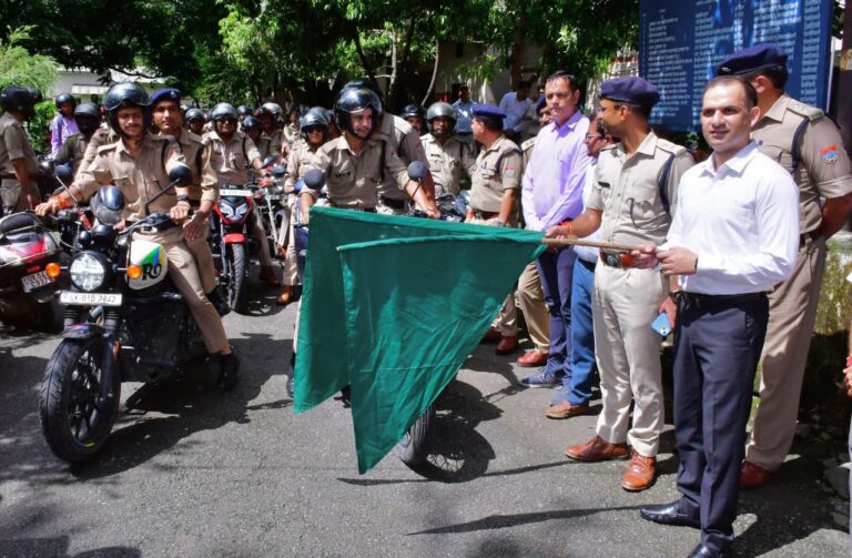 “जब बागेश्वर की सड़कों पर गूंजा नशा छोड़ो, जीवन संवारो — युवा बने बदलाव की पहचान”