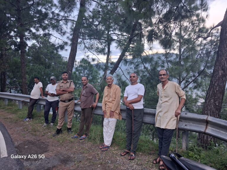 पुलिस का संवेदनशील कदम, बुजुर्गों से मिली ताकत और भरोसा