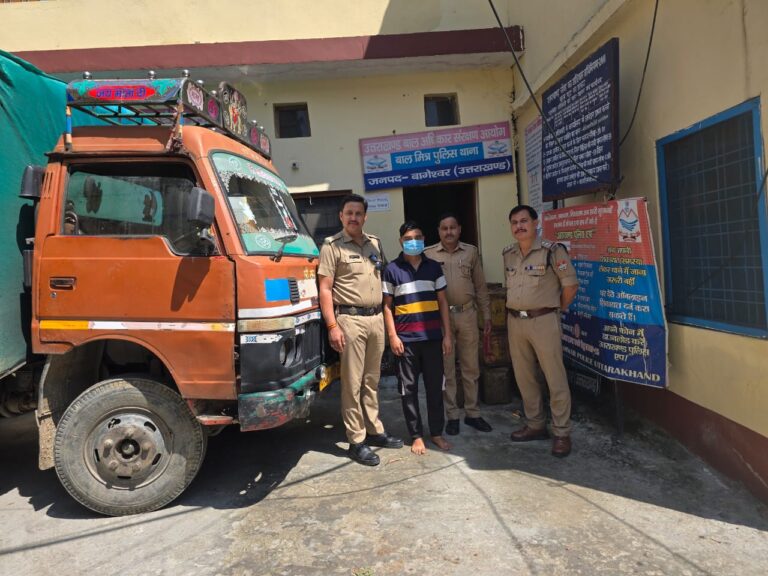  अवैध लीसा तस्करी का भंडाफोड़, महिंद्रा DI से 125 टिन बरामद