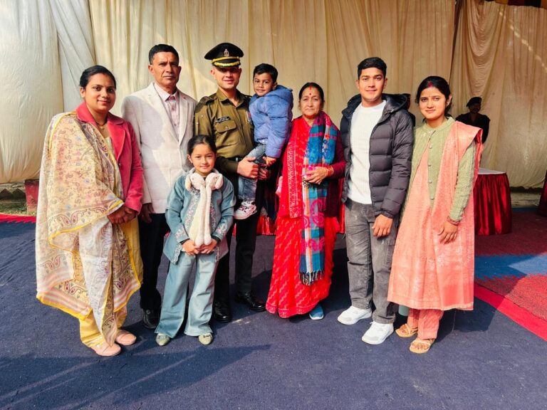 सपनों को उड़ान मिली, क्षेत्र का बेटा बना लेफ्टिनेंट