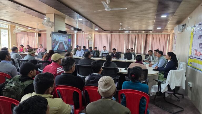 जनता दरबार में 27 शिकायतें दर्ज, मौके पर समाधान से प्रशासन की सख्ती का संदेश