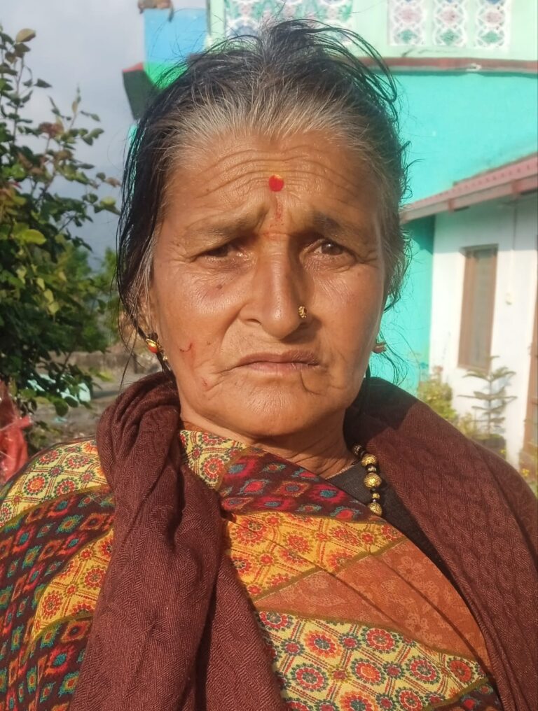 बंदर के हमले से गांव में दहशत, घर में घुसकर वृद्ध महिला को किया घायल