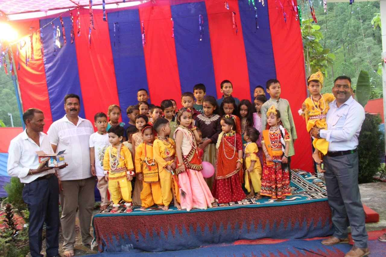पुलिस लाइन मालता में हर्षोल्लास एवं भक्तिमय वातावरण में मनाया गया श्रीकृष्ण जन्माष्टमी पर्व