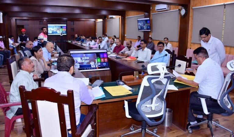 जनसुनवाई में 15 शिकायतें प्राप्त, अधिकांश का मौके पर निस्तारण