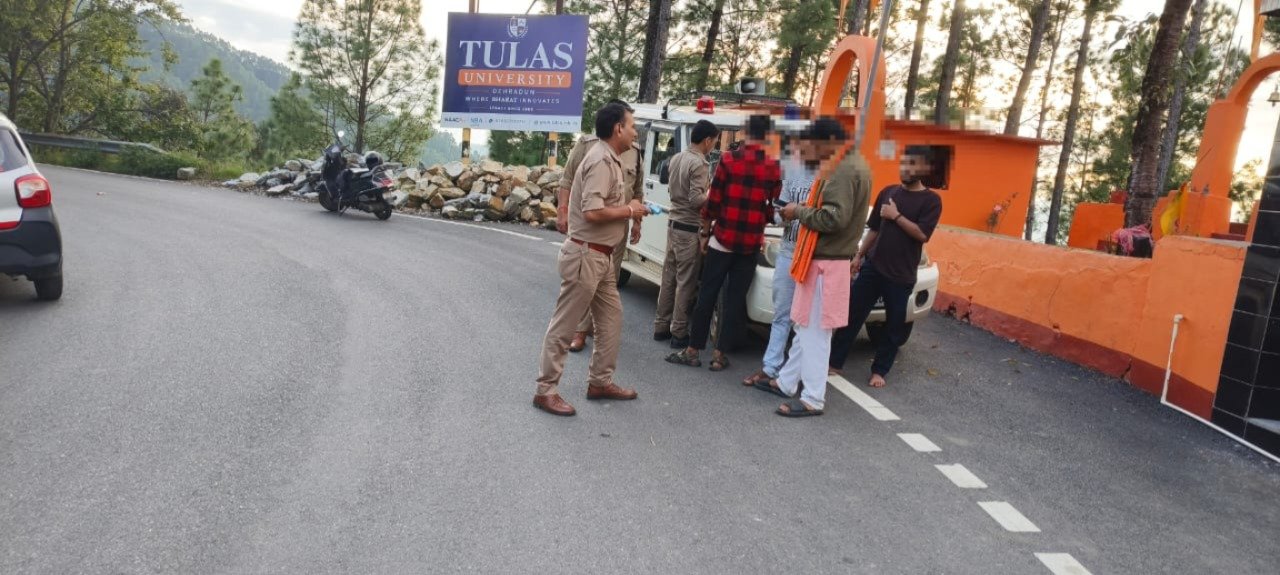 शराब के नशे में कार चलाने वाला चालक गिरफ्तार, कार सीज और DL निरस्तीकरण की कार्रवाई शुरू