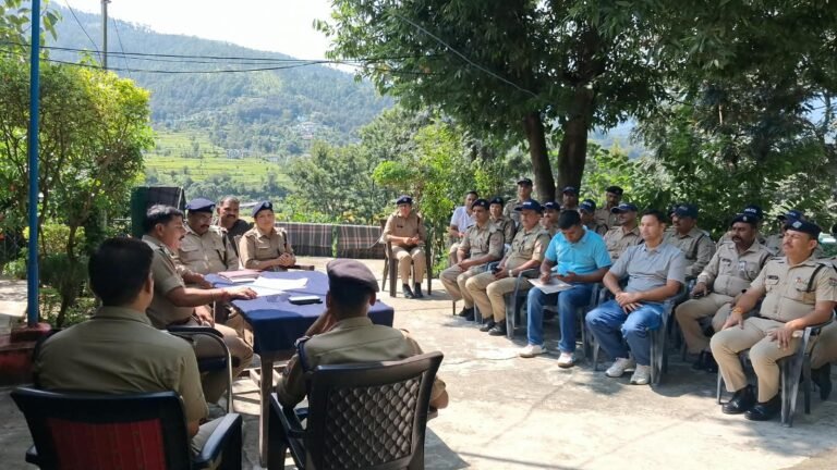 कोट भ्रामरी मेले में सुरक्षा का कड़ा पहरा, बैजनाथ पुलिस ने तैयार किया प्लान; हुड़दंगियों और जेबकतरों पर रहेगी पैनी नजर