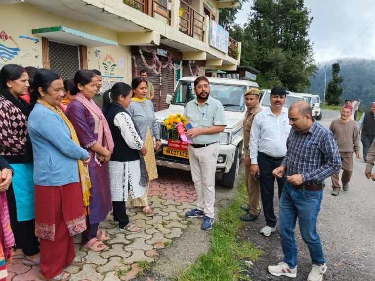 शामा-लीती में विकास योजनाओं की जमीनी हकीकत परखी, स्थानीय उत्पादों और स्वरोजगार को बढ़ावा देने पर सीडीओ का जोर