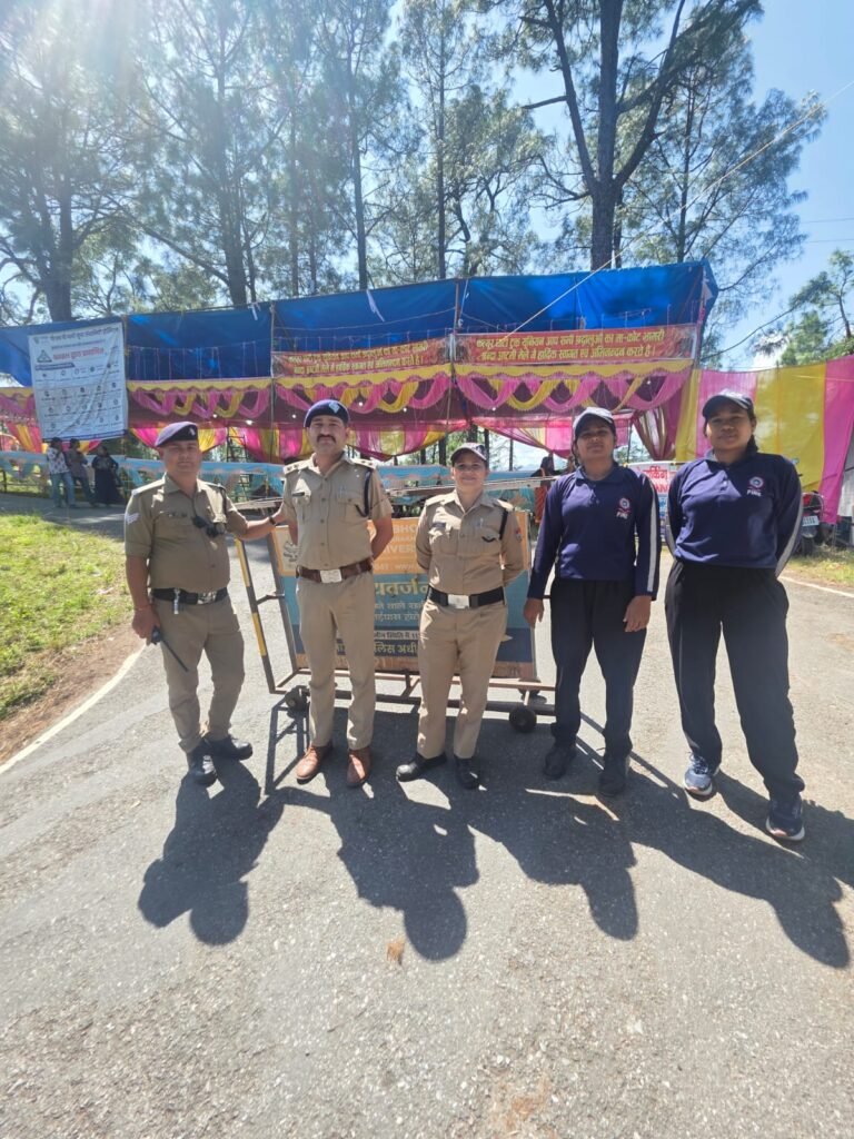 कोट भ्रामरी मेले में सुरक्षा का कड़ा पहरा, पुलिस ने संभाली कमान; बाहरी लोगों का सत्यापन, ट्रैफिक डायवर्जन से जाम पर नियंत्रण