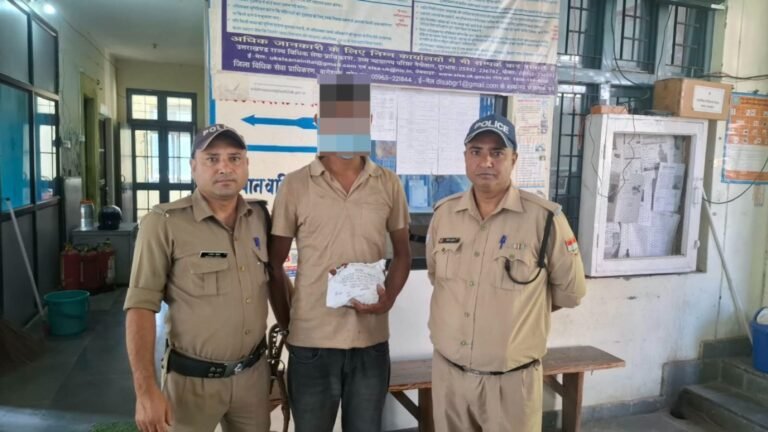 582 ग्राम चरस के साथ युवक गिरफ्तार, हल्द्वानी ले जा रहा था नशे की खेप