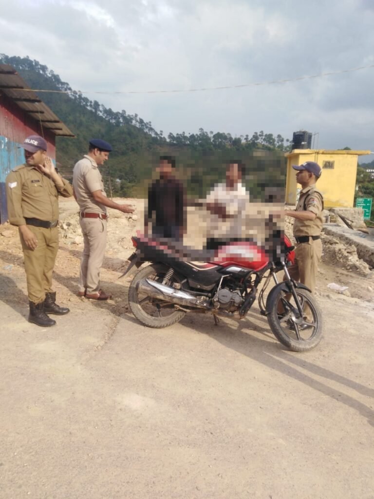 ऑपरेशन प्रहार के तहत बागेश्वर पुलिस की कार्रवाई, 22 वाहन चालकों के चालान; एक वाहन सीज