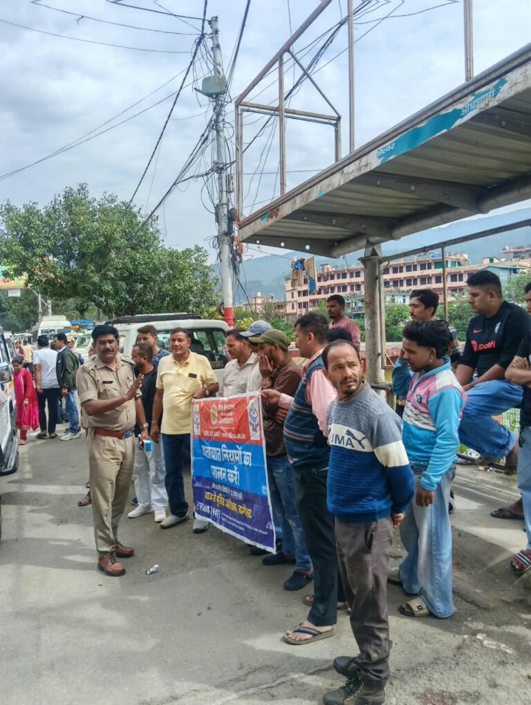 नवरात्रि, रामलीला और दशहरे पर जाम से निपटने को बागेश्वर पुलिस अलर्ट, टैक्सी चालकों को दिए सख्त निर्देश