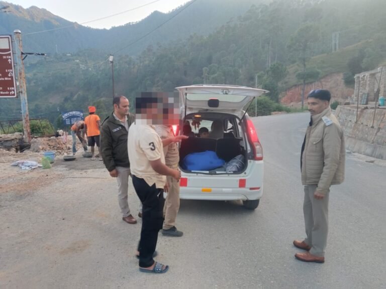 ऑपरेशन प्रहार के तहत बागेश्वर पुलिस की कार्रवाई, नशे में वाहन चलाने पर चालक गिरफ्तार; बाइक सीज