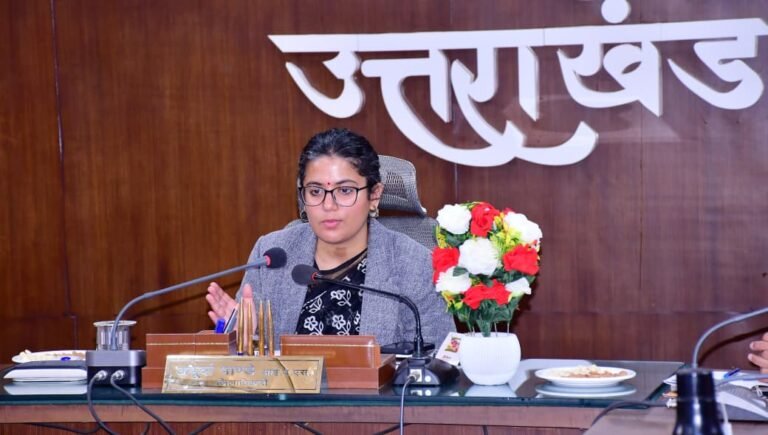 बागेश्वर में 3 नवंबर से सजेगा सरस मेला, 35 स्टॉलों पर दिखेगी ग्रामीण महिलाओं के हुनर की झलक
